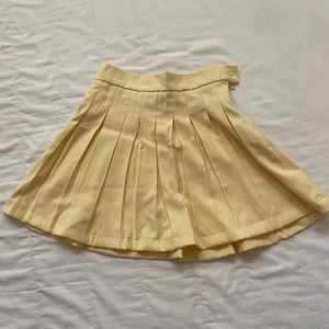Turn Heads Pleated Mini Skirt // Lemon - S